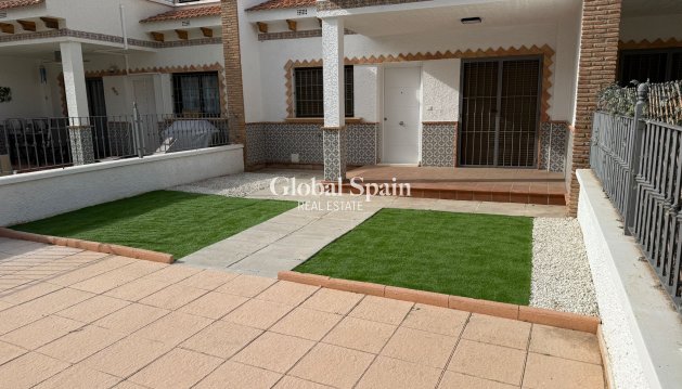 HOUSE - Resale - SAN MIGUEL DE SALINAS -
                Inland