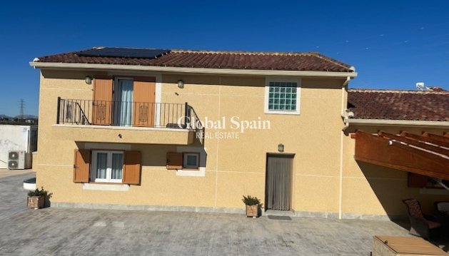 HOUSE - Resale - SAN MIGUEL DE SALINAS -
                San Miguel de Salinas