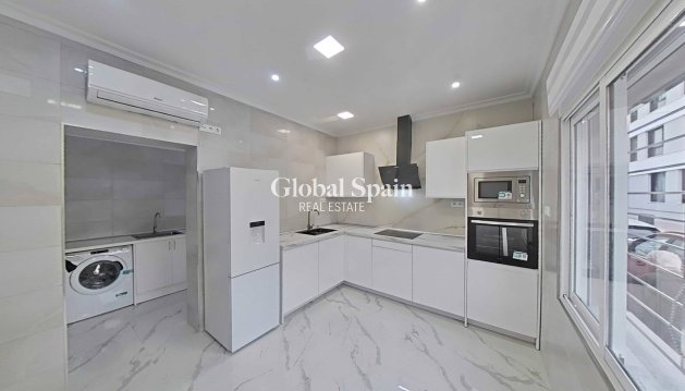 HOUSE - Resale - SAN PEDRO DEL PINATAR -
                San Pedro Del Pinatar Centro