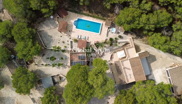 HOUSE - Resale - TORREMENDO -
                Torremendo