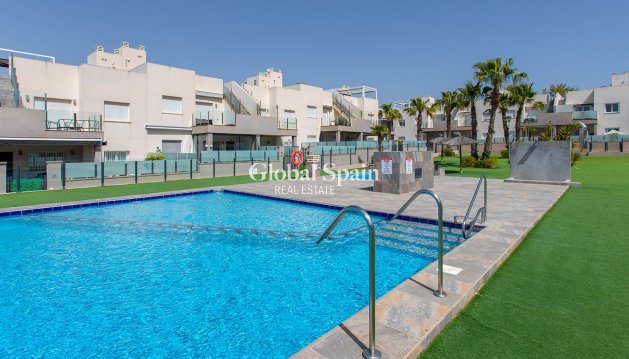 HOUSE - Resale - TORREVIEJA -
                Aguas Nuevas