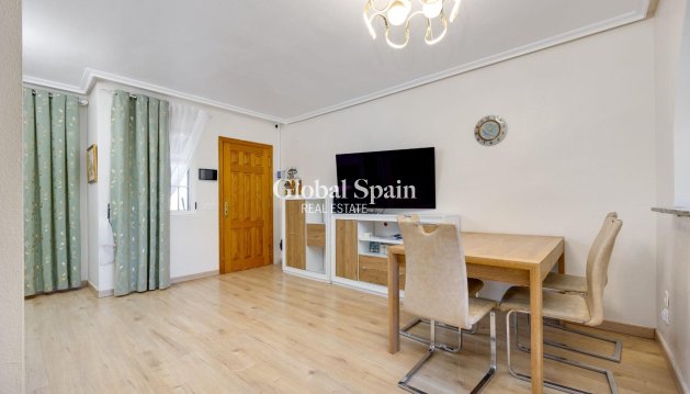 HOUSE - Resale - TORREVIEJA -
                Aguas Nuevas