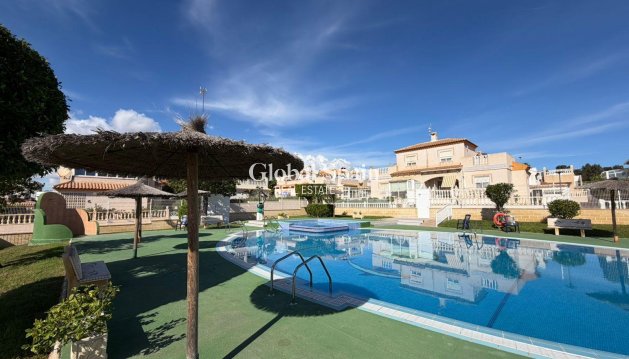 HOUSE - Resale - TORREVIEJA -
                Cabo Cervera