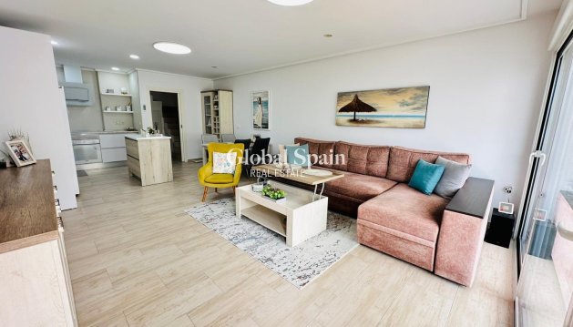 HOUSE - Resale - TORREVIEJA -
                La Siesta