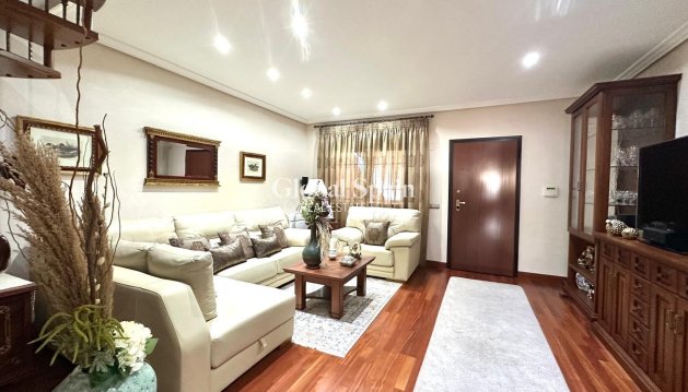 HOUSE - Resale - TORREVIEJA -
                La Siesta