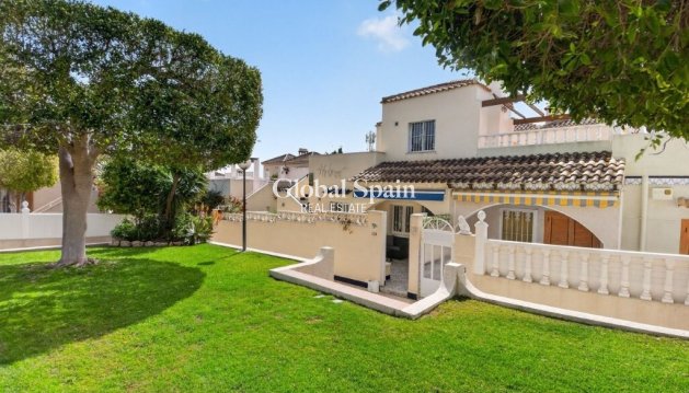 HOUSE - Resale - TORREVIEJA -
                LOS BALCONES - LOS ALTOS
