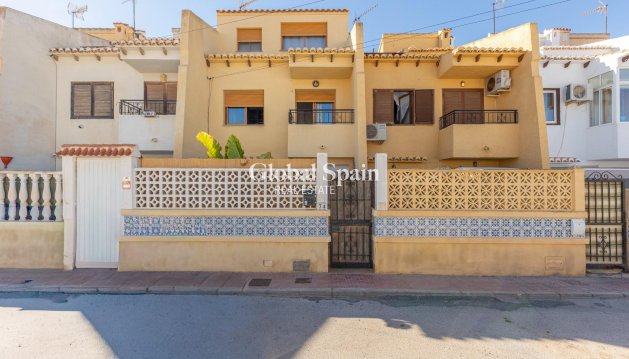 HOUSE - Resale - TORREVIEJA -
                LOS BALCONES - LOS ALTOS