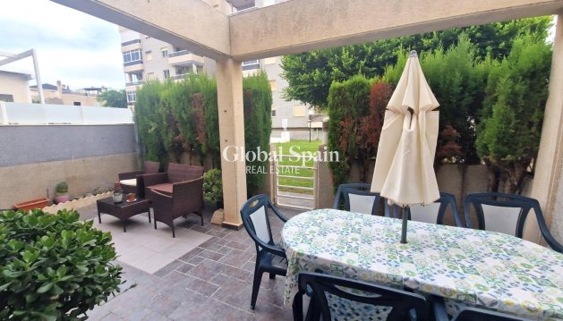 HOUSE - Resale - TORREVIEJA -
                Torreblanca