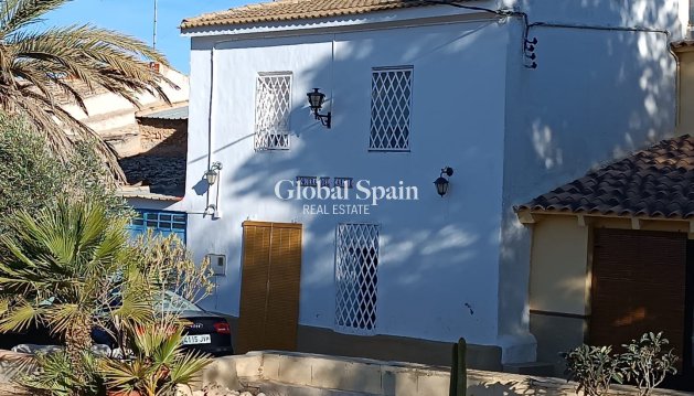 HOUSE - Resale -
                YECLA - GSR-21719