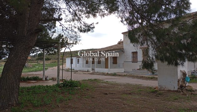 HOUSE - Resale - YECLA -
                Inland