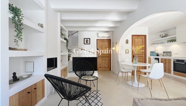 HUIS - Wederverkoop - BENISSA -
                Costa Blanca