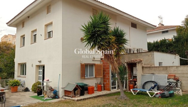 HUIS - Wederverkoop - LA NUCÍA -
                La nucia