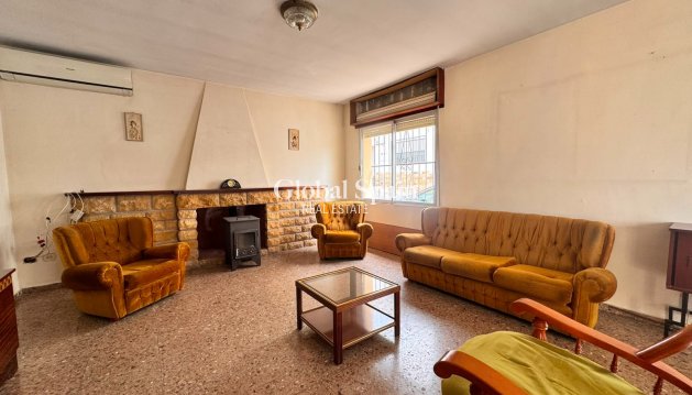 HUIS - Wederverkoop - LA NUCÍA -
                La nucia