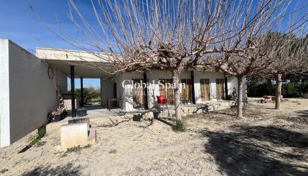 HUIS - Wederverkoop - LOS MONTESINOS -
                Comunidad Valenciana