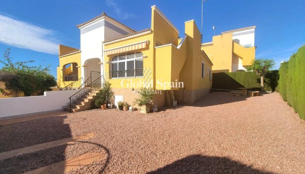 HUIS - Wederverkoop - LOS MONTESINOS -
                LOS MONTESINOS