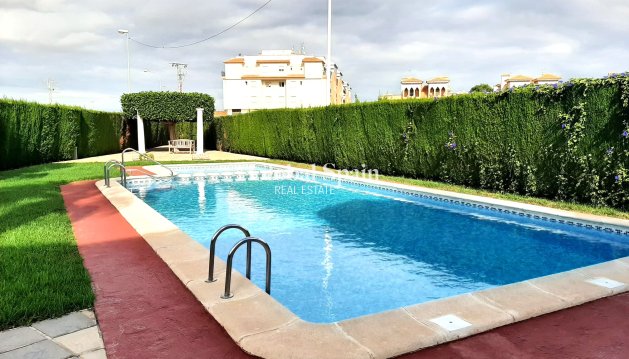 HUIS - Wederverkoop - ORIHUELA COSTA -
                Costa Blanca
