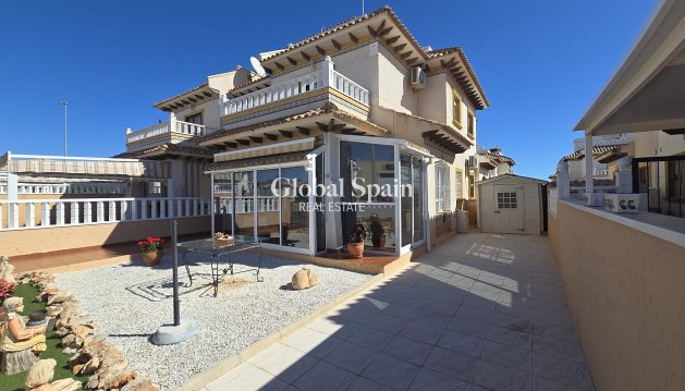 HUIS - Wederverkoop - ORIHUELA COSTA -
                Costa Blanca