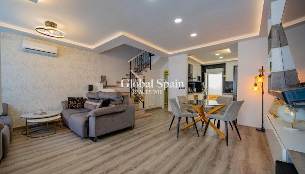 HUIS - Wederverkoop - ORIHUELA COSTA -
                Pau 26