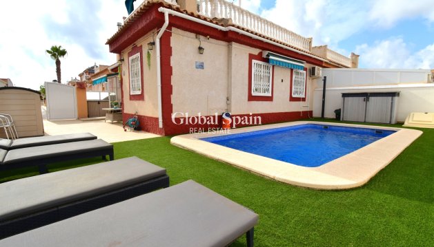 HUIS - Wederverkoop - Orihuela Costa -
                Playa Flamenca