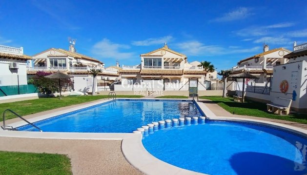 HUIS - Wederverkoop - ORIHUELA -
                Urbanización Perla del Mar