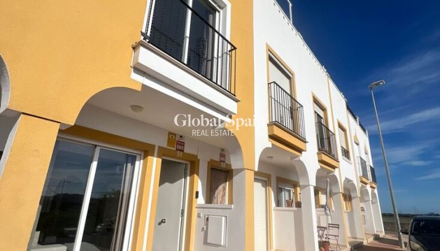 HUIS - Wederverkoop - SANTA ROSALÍA -
                Costa Calida