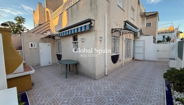 HUIS - Wederverkoop - TORREVIEJA -
                Carrefour