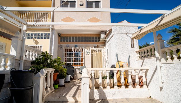 HUIS - Wederverkoop - TORREVIEJA -
                Costa Blanca