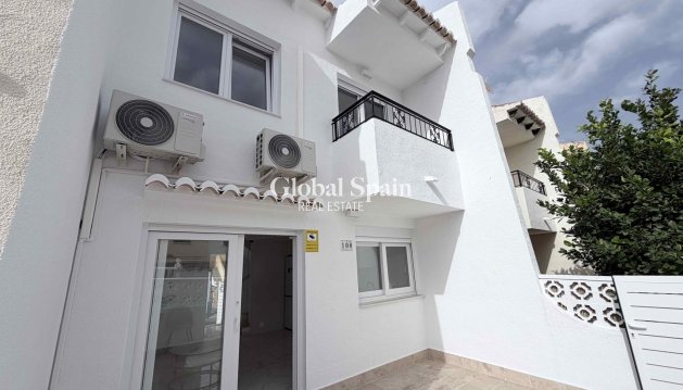HUIS - Wederverkoop - TORREVIEJA -
                Costa Blanca