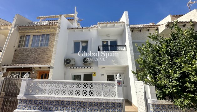 HUIS - Wederverkoop - TORREVIEJA -
                Costa Blanca