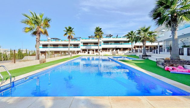 HUIS - Wederverkoop - TORREVIEJA -
                Costa Blanca