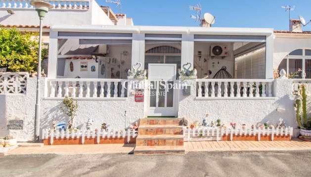 Huis - Wederverkoop - TORREVIEJA -
                El chaparral