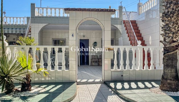 HUIS - Wederverkoop - TORREVIEJA -
                La Siesta - El Salado -  Torreta