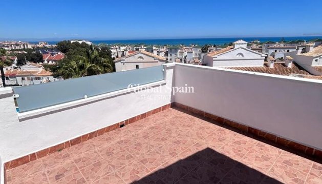 HUIS - Wederverkoop - TORREVIEJA -
                Torreblanca