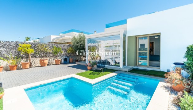 HUIS - Wederverkoop - VISTABELLA GOLF  -
                Inland
