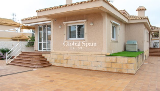 Independent villa - Resale - LA MANGA DEL MAR MENOR -
                LA MANGA DEL MAR MENOR