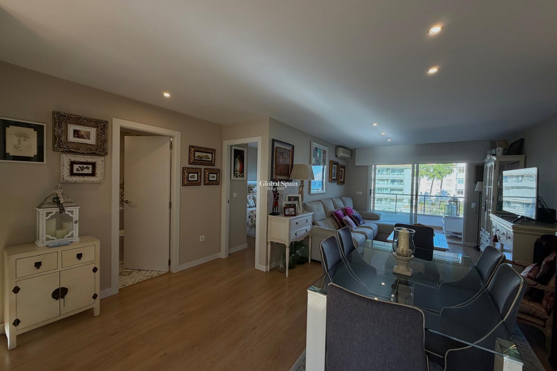 Korte termijn verhuur - APPARTEMENT -
ALTEA - Olla Altea