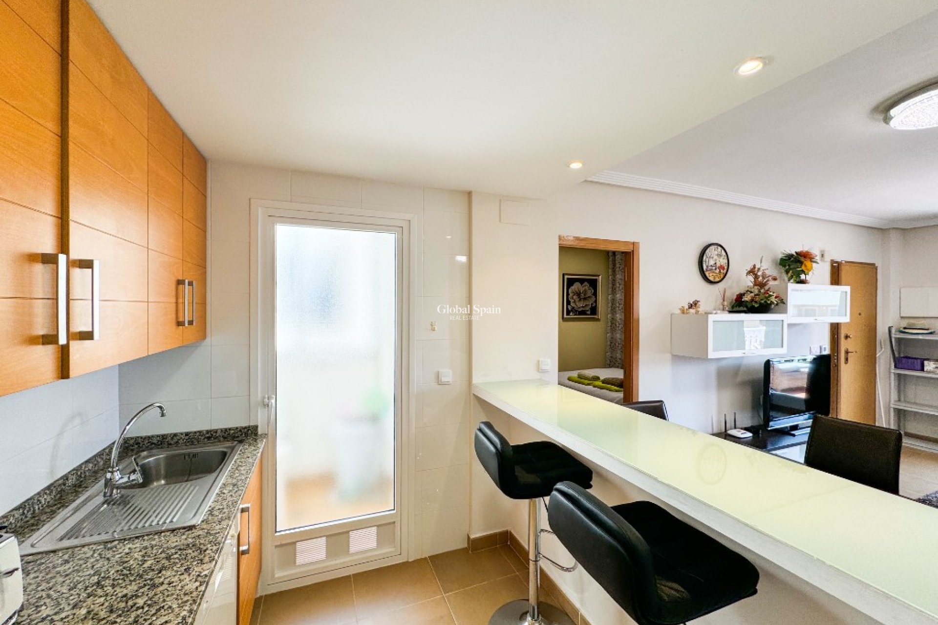 Korte termijn verhuur - Appartement -
PLAYA FLAMENCA - Zeniamar