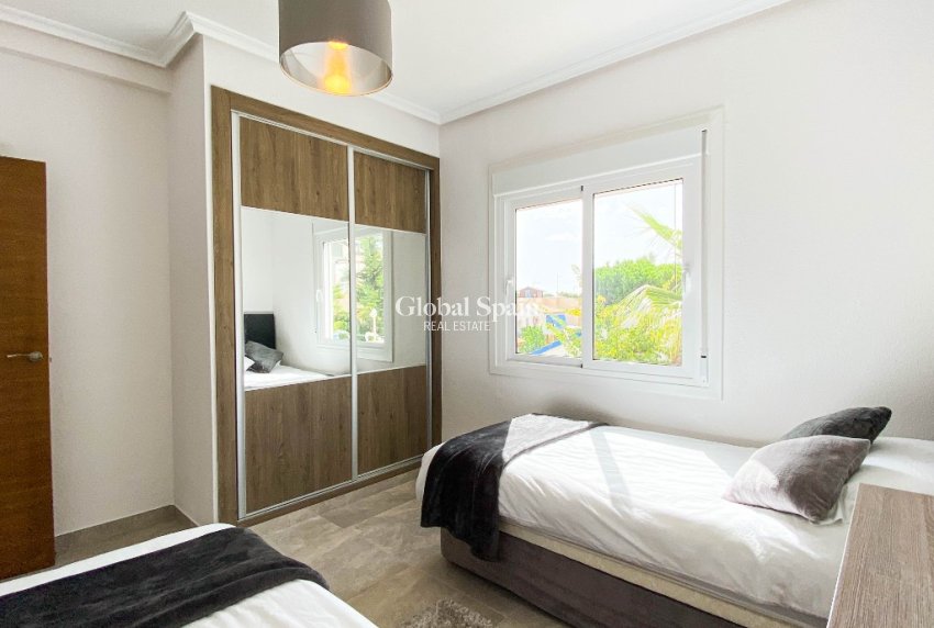 Korte termijn verhuur - Appartement -
PUNTA PRIMA - Cala Dorada