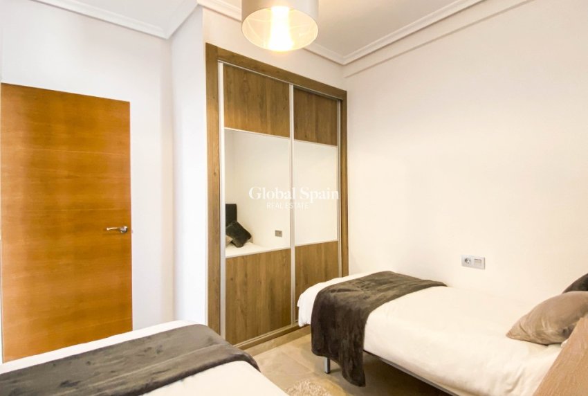 Korte termijn verhuur - Appartement -
PUNTA PRIMA - Cala Dorada