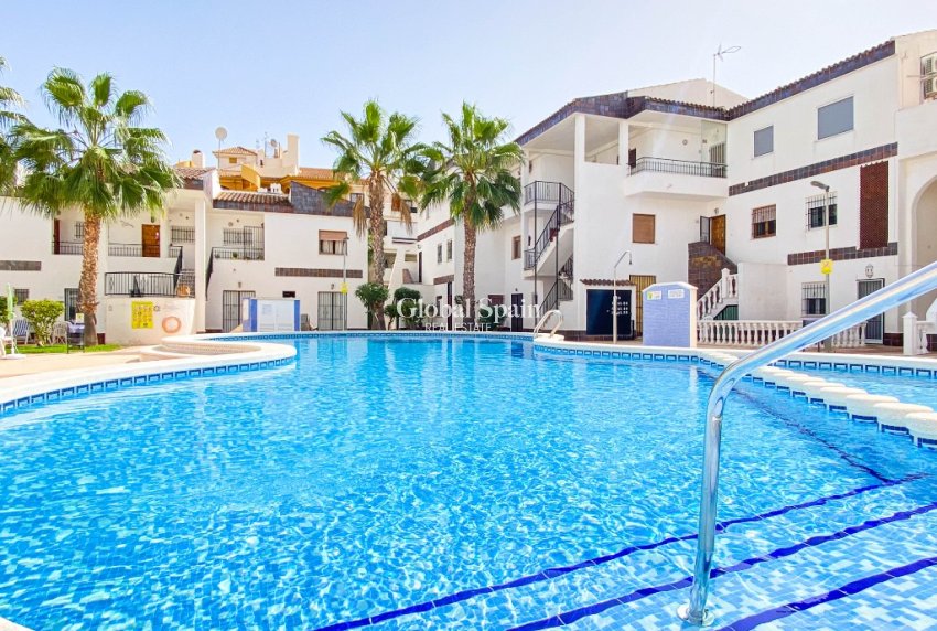 Korte termijn verhuur - Appartement -
PUNTA PRIMA - Cala Dorada