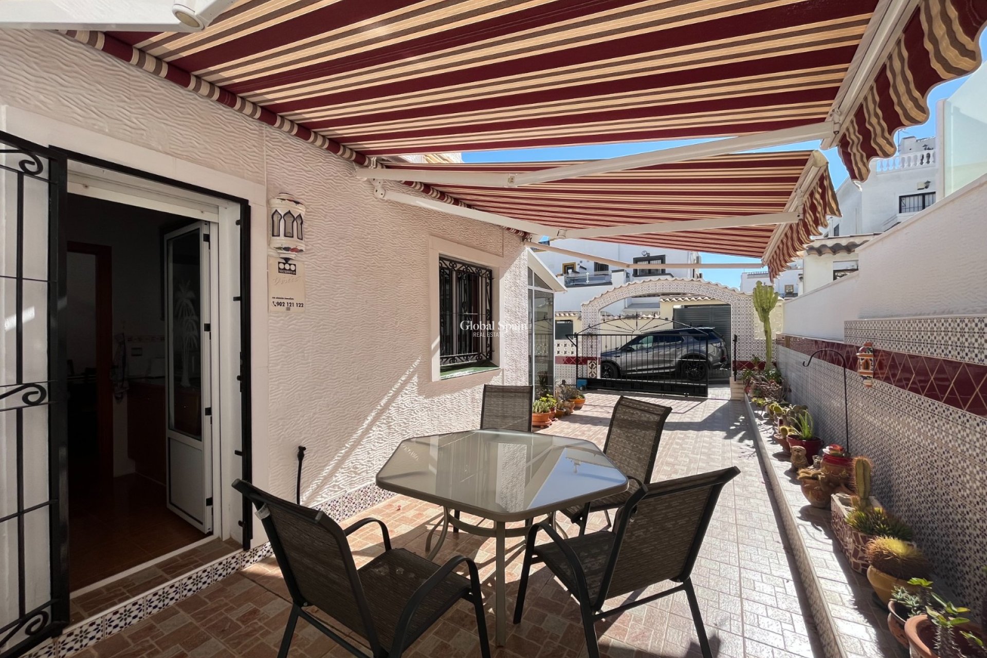 Kurzzeitmiete - Halb freistehend -
ORIHUELA COSTA - Dream Hills