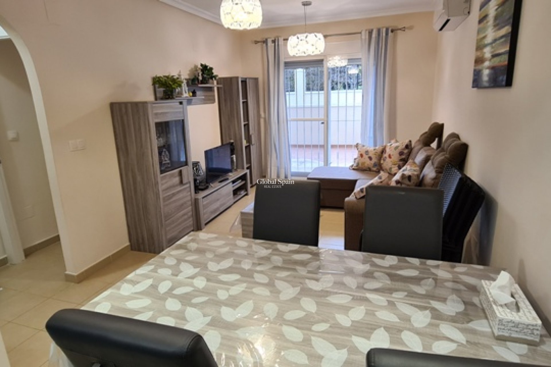 Kurzzeitmiete - WOHNUNG -
CAMPOAMOR