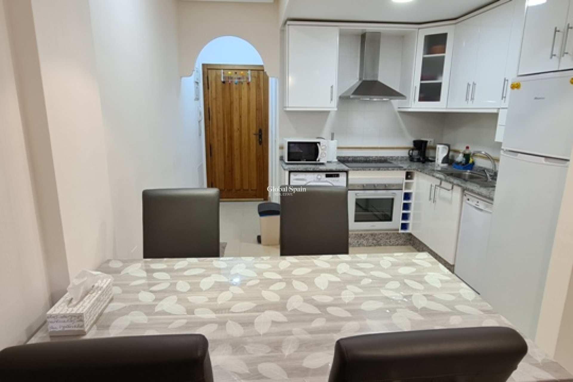 Kurzzeitmiete - WOHNUNG -
CAMPOAMOR