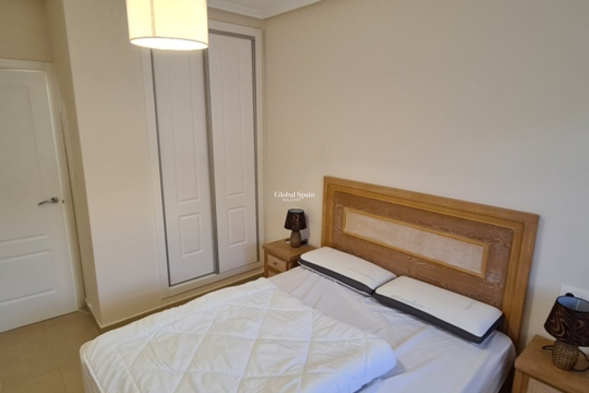 Kurzzeitmiete - WOHNUNG -
CAMPOAMOR