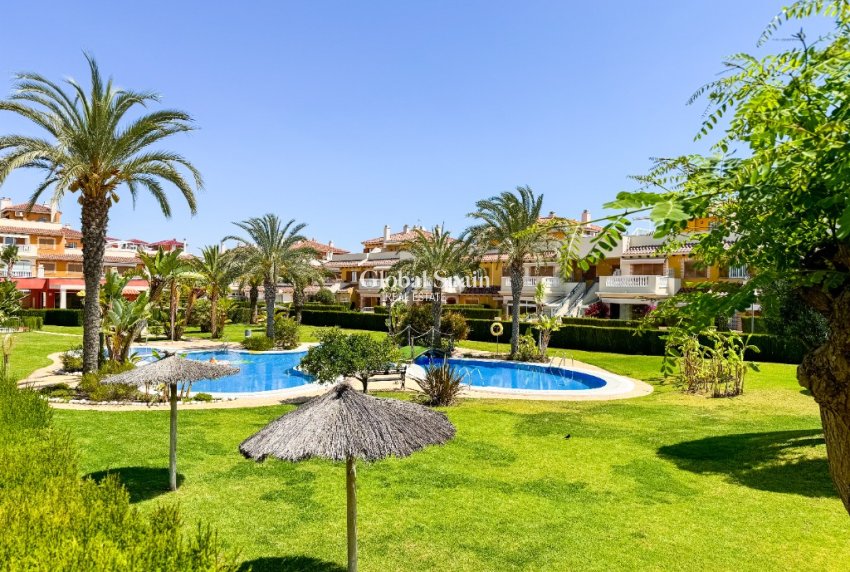 Kurzzeitmiete - Wohnung -
PLAYA FLAMENCA - Zeniamar