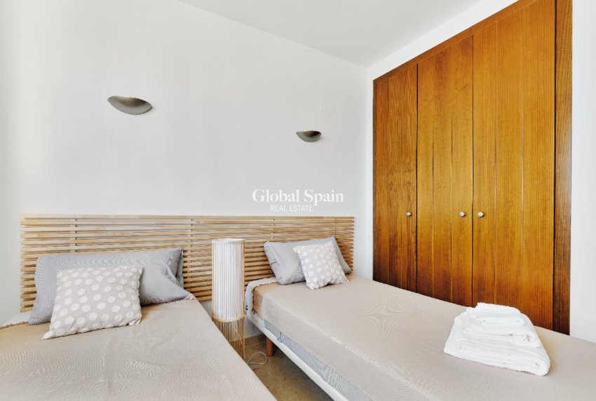 Kurzzeitmiete - Wohnung -
PUNTA PRIMA - La Entrada