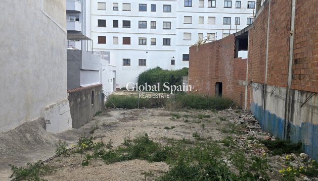 LAND - Resale - BENISSA -
                Benissa