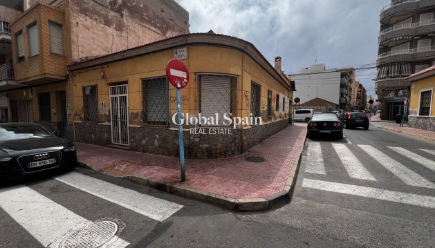LAND - Resale - TORREVIEJA -
                Playa del Cura