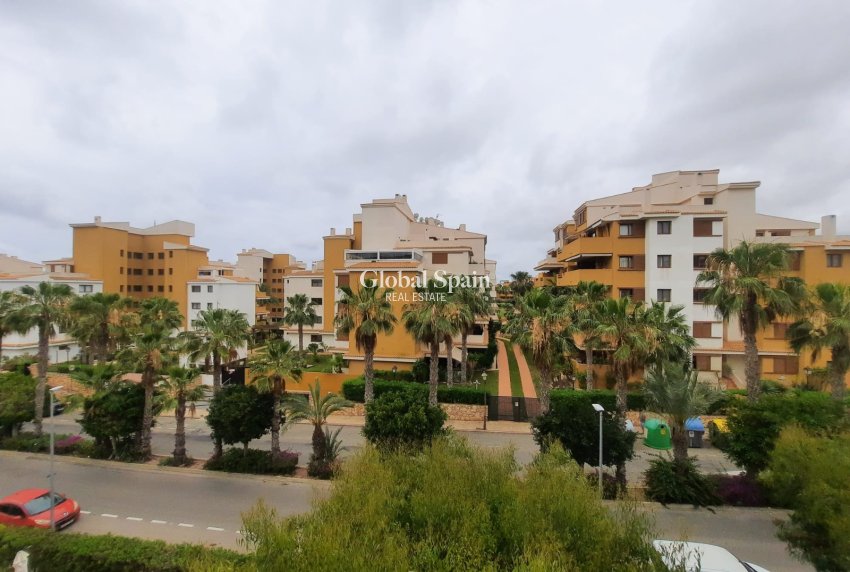 Lange termijn verhuur - APPARTEMENT -
PUNTA PRIMA - La Entrada