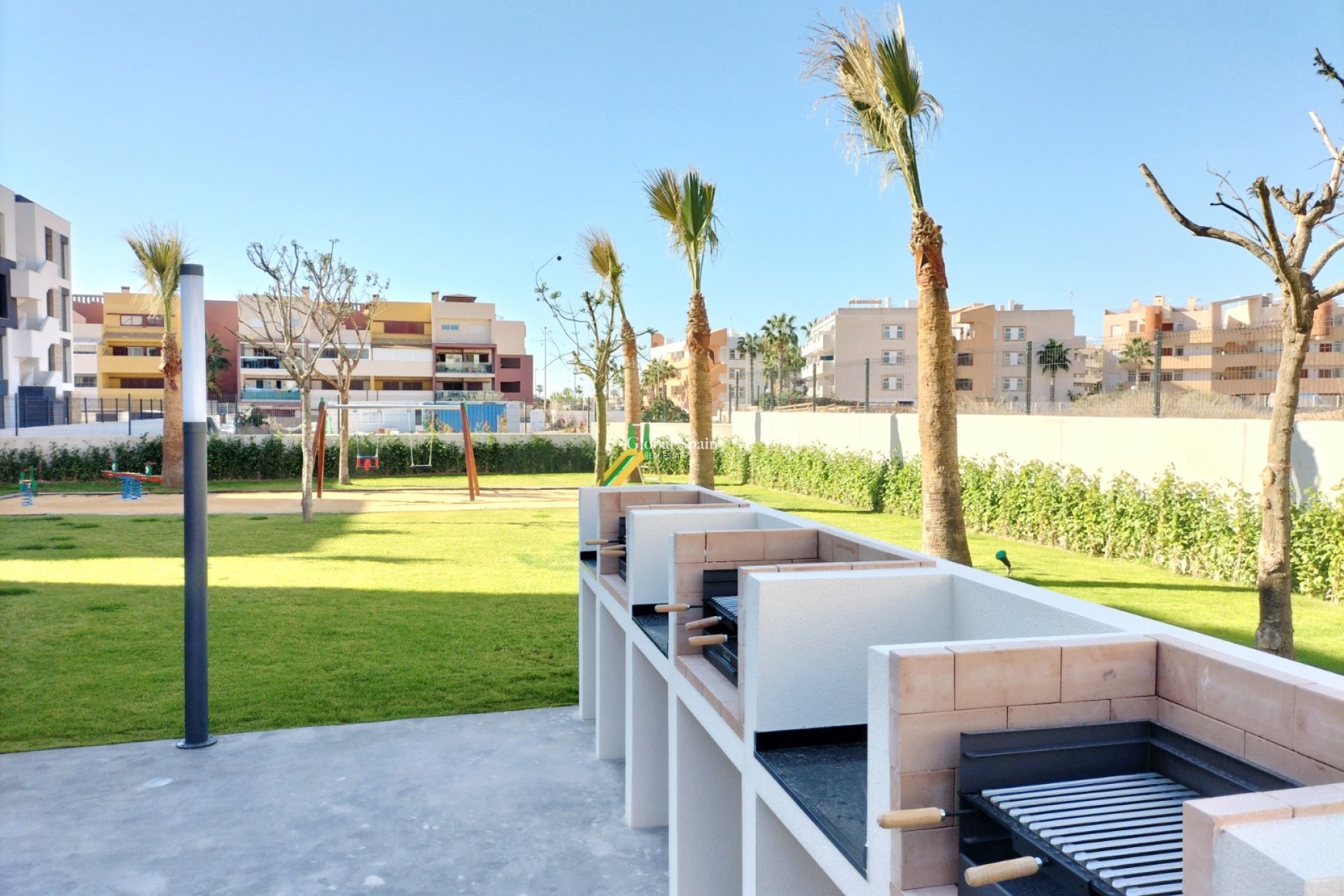 Lange termijn verhuur - Penthouse -
ORIHUELA COSTA - Playa Flamenca